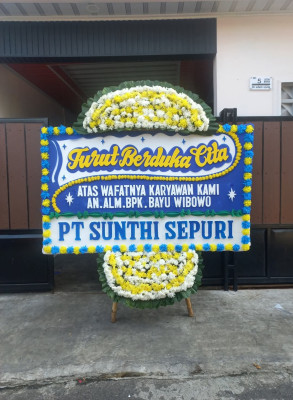 Papan Bunga Duka di Obaa