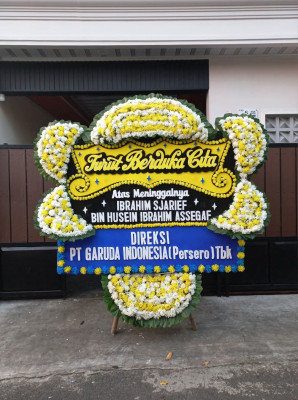 Papan Bunga Duka di Obaa